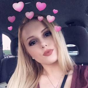 Meet your Posher, Brianna